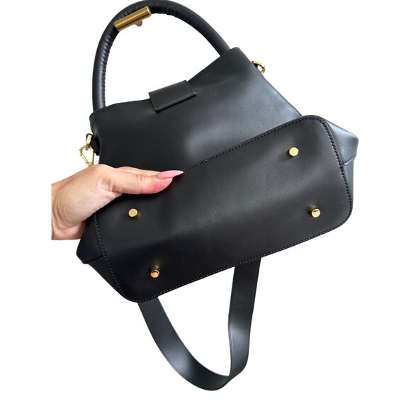 ELLEME Black Leather Bucket Tote Bag w/ Detachable Strap - Picture 11 of 12